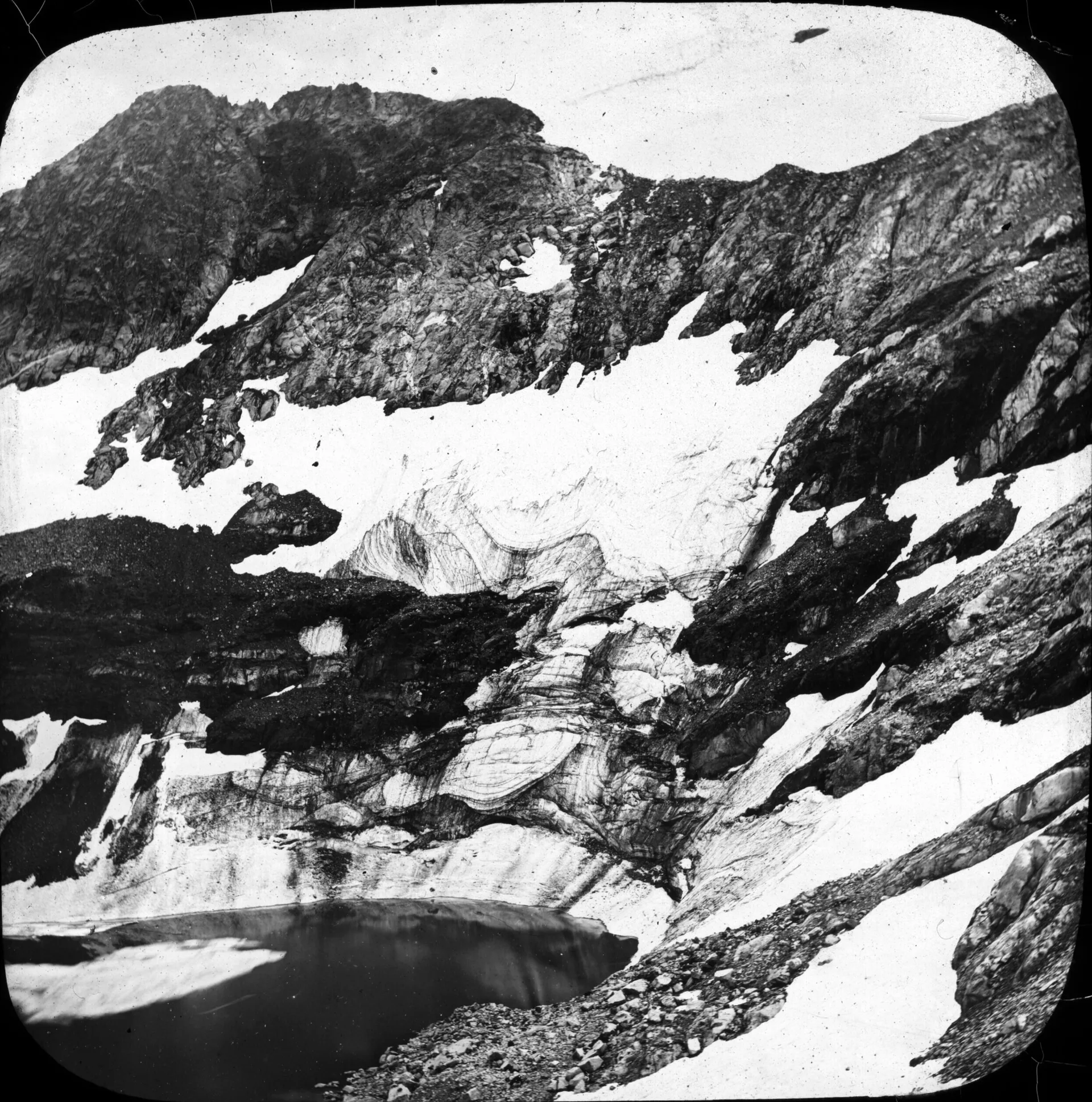 Lac du Portillon à Oô — À 1,3 km du lac