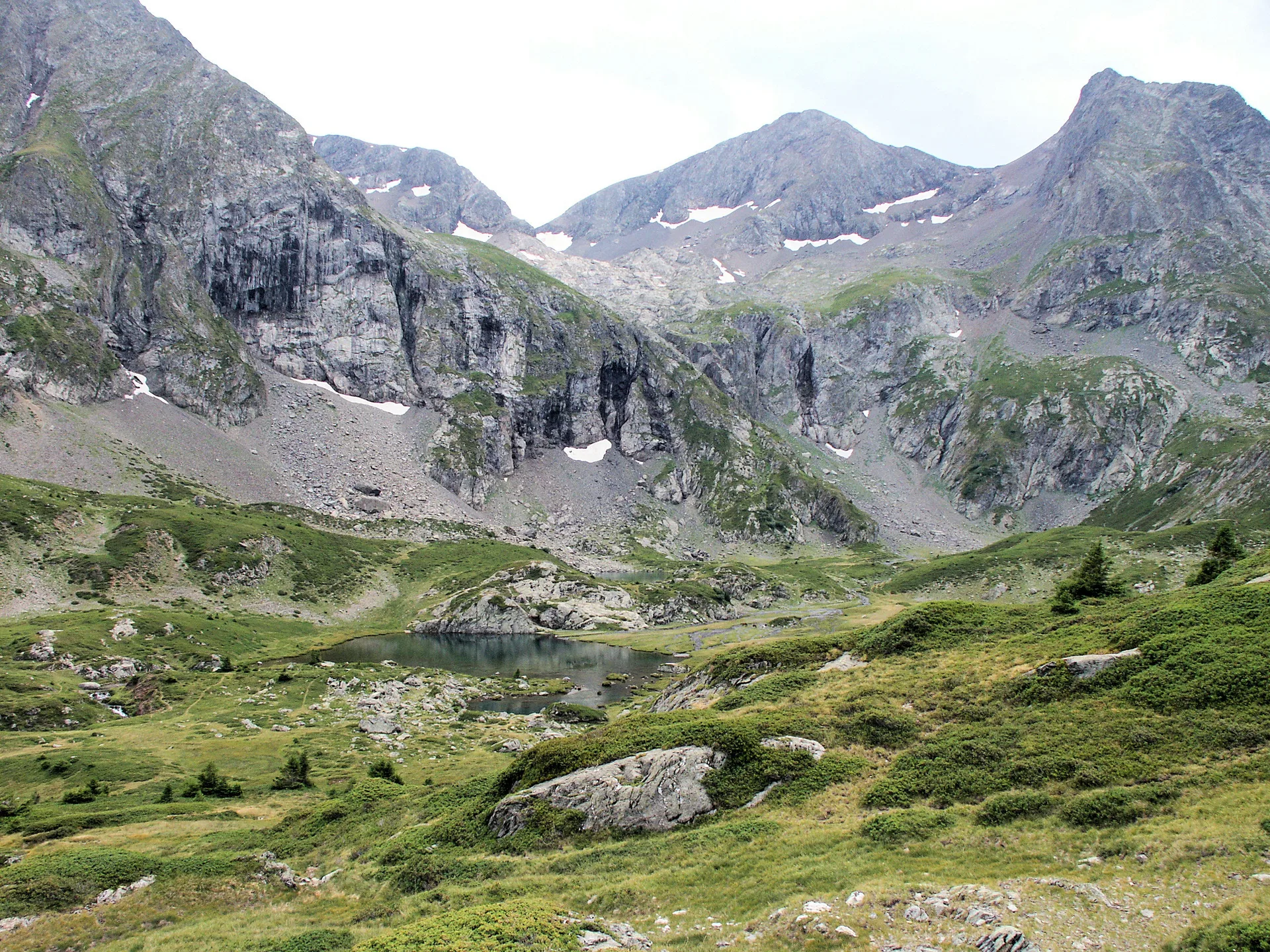 Lac du Poursollet à Livet-et-Gavet — À 1,9 km du lac