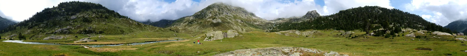 Lac du Pourtet à Estaing — À 2,6 km du lac
