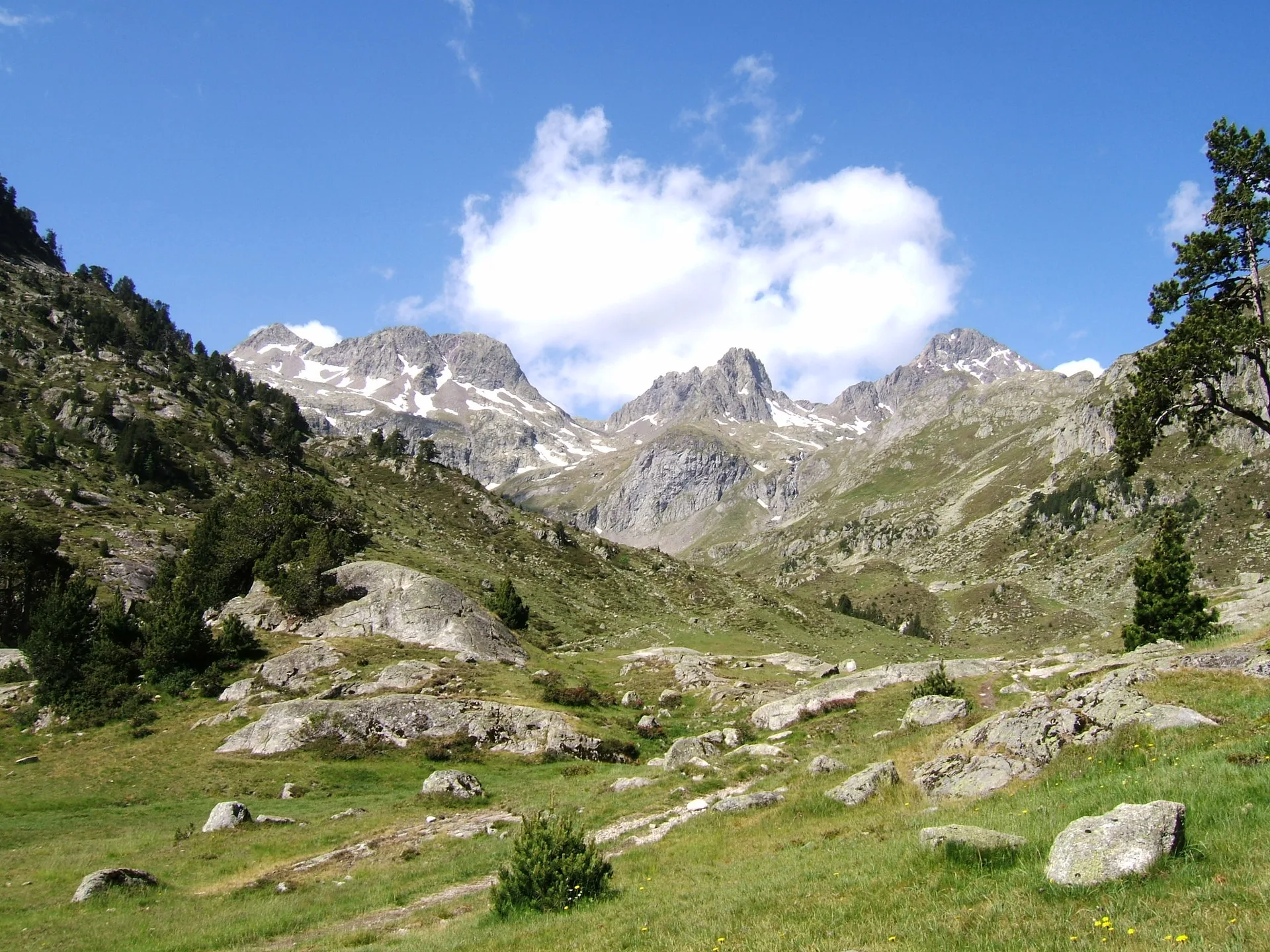 Lac du Pourtet à Estaing — À 2,1 km du lac