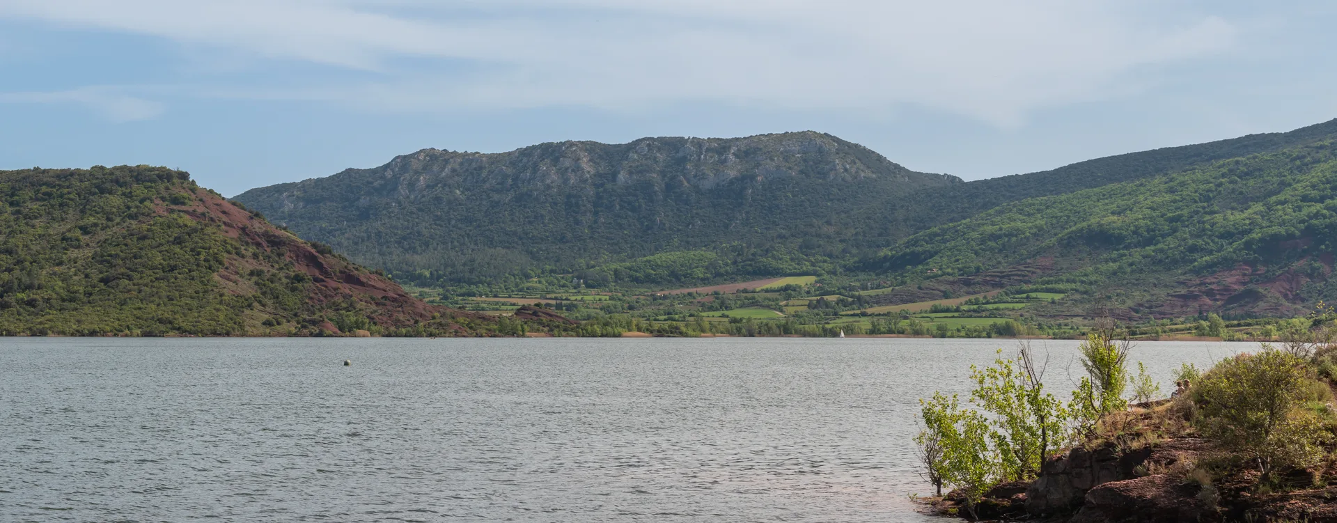 Lac du Salagou 01 à Celles — À 457 m du lac