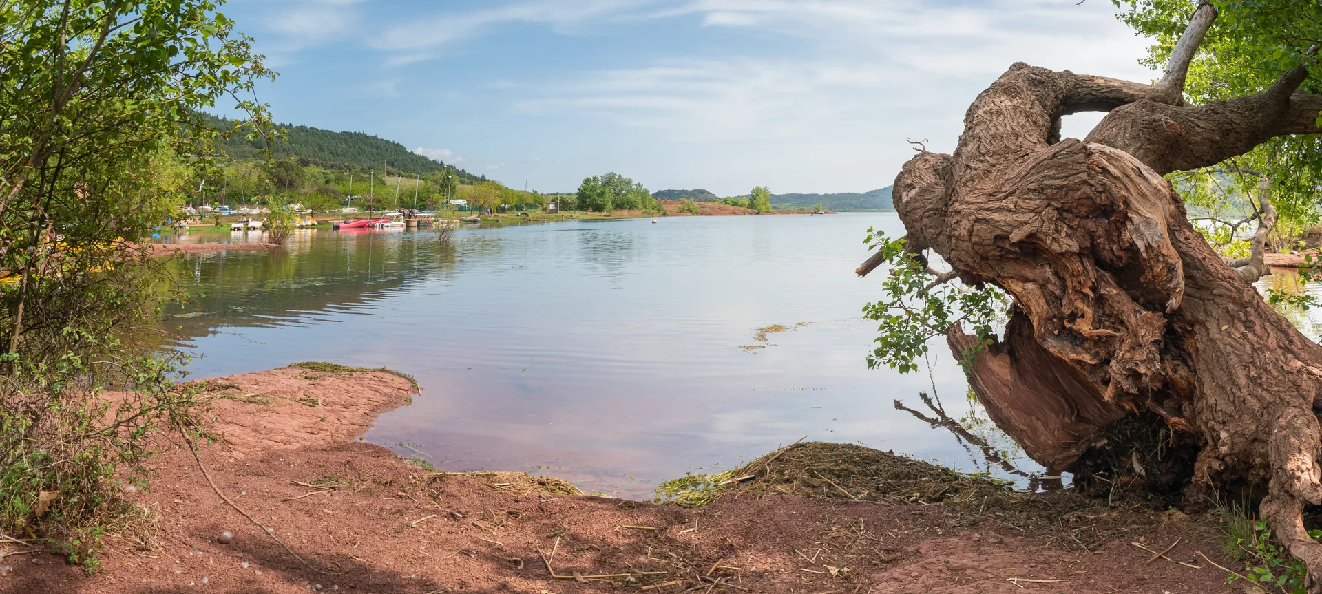 Lac du Salagou 01 à Celles — À 457 m du lac