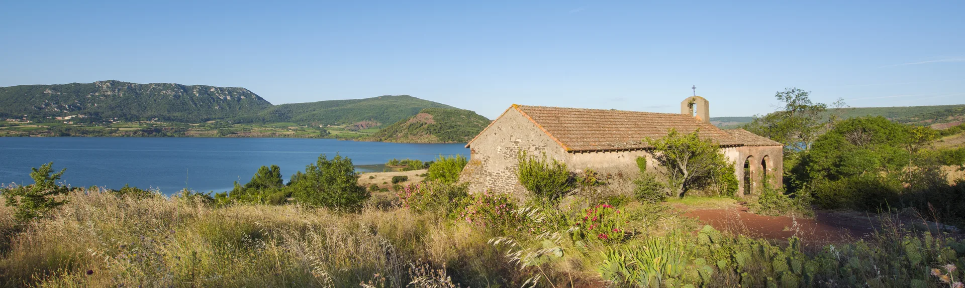 Lac du Salagou La Chapelle à Celles — À 287 m du lac