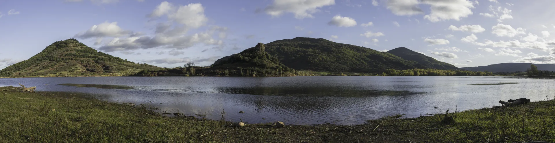 Lac du Salagou Octon à Octon — Sur le lac