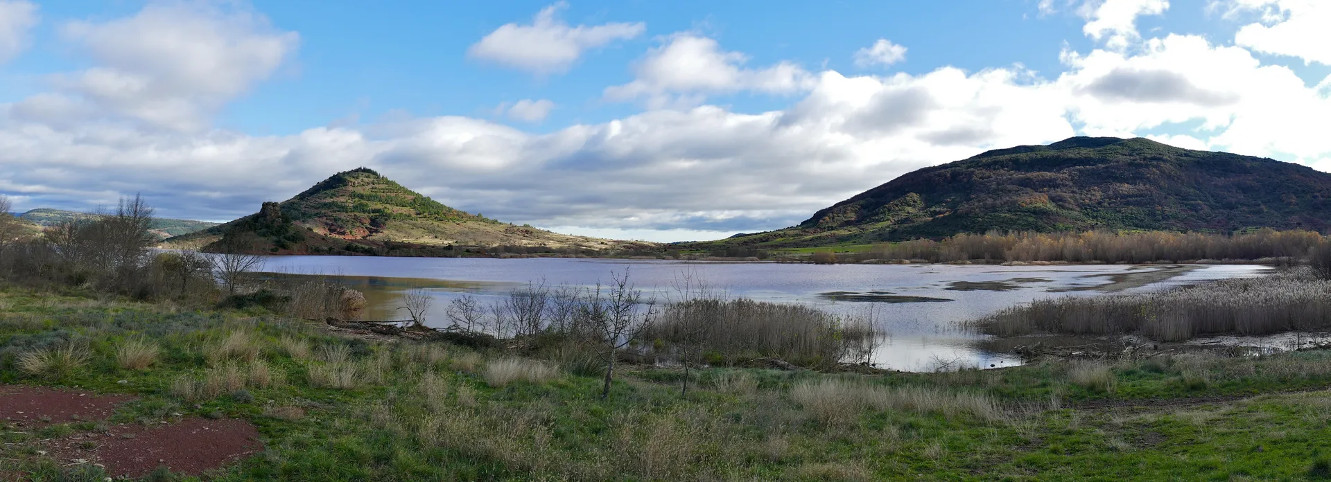 Lac du Salagou Octon à Octon — À 438 m du lac
