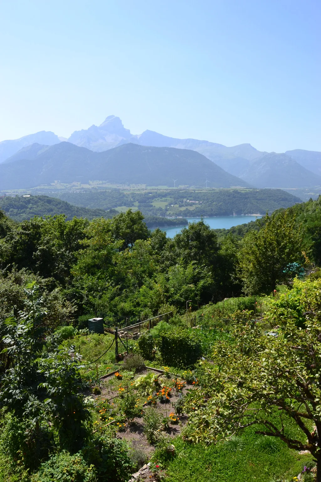 Lac du Sautet, Corps