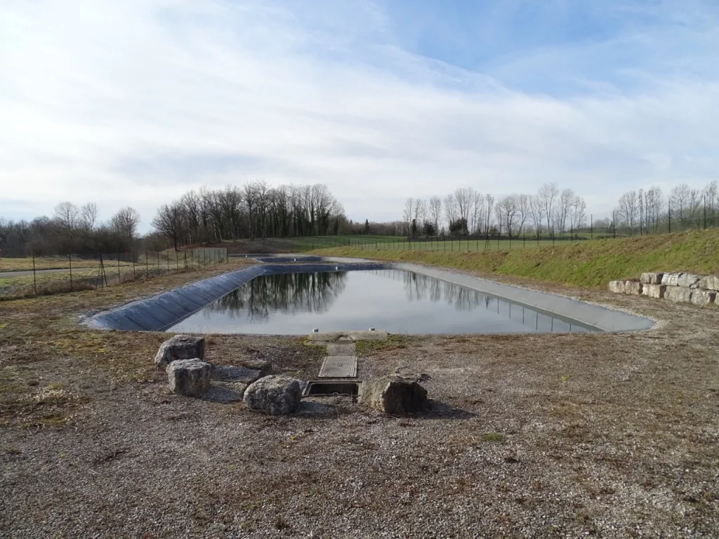 Lac du Val à Doucier — À 2,6 km du lac
