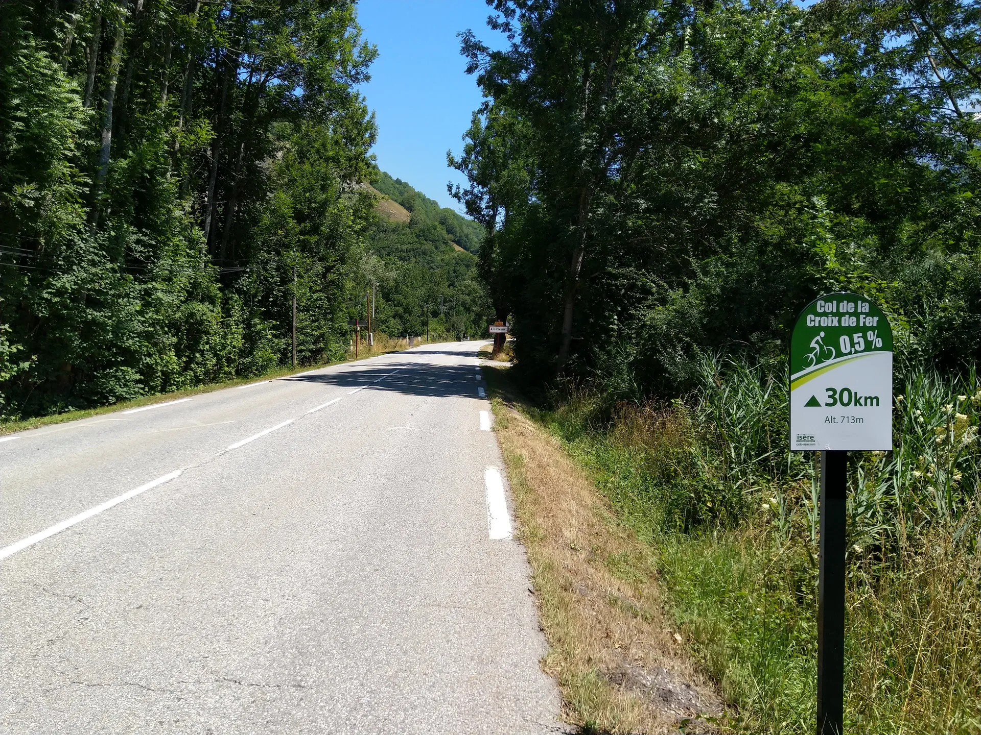 Lac du Verney à Allemond — À 3,3 km du lac