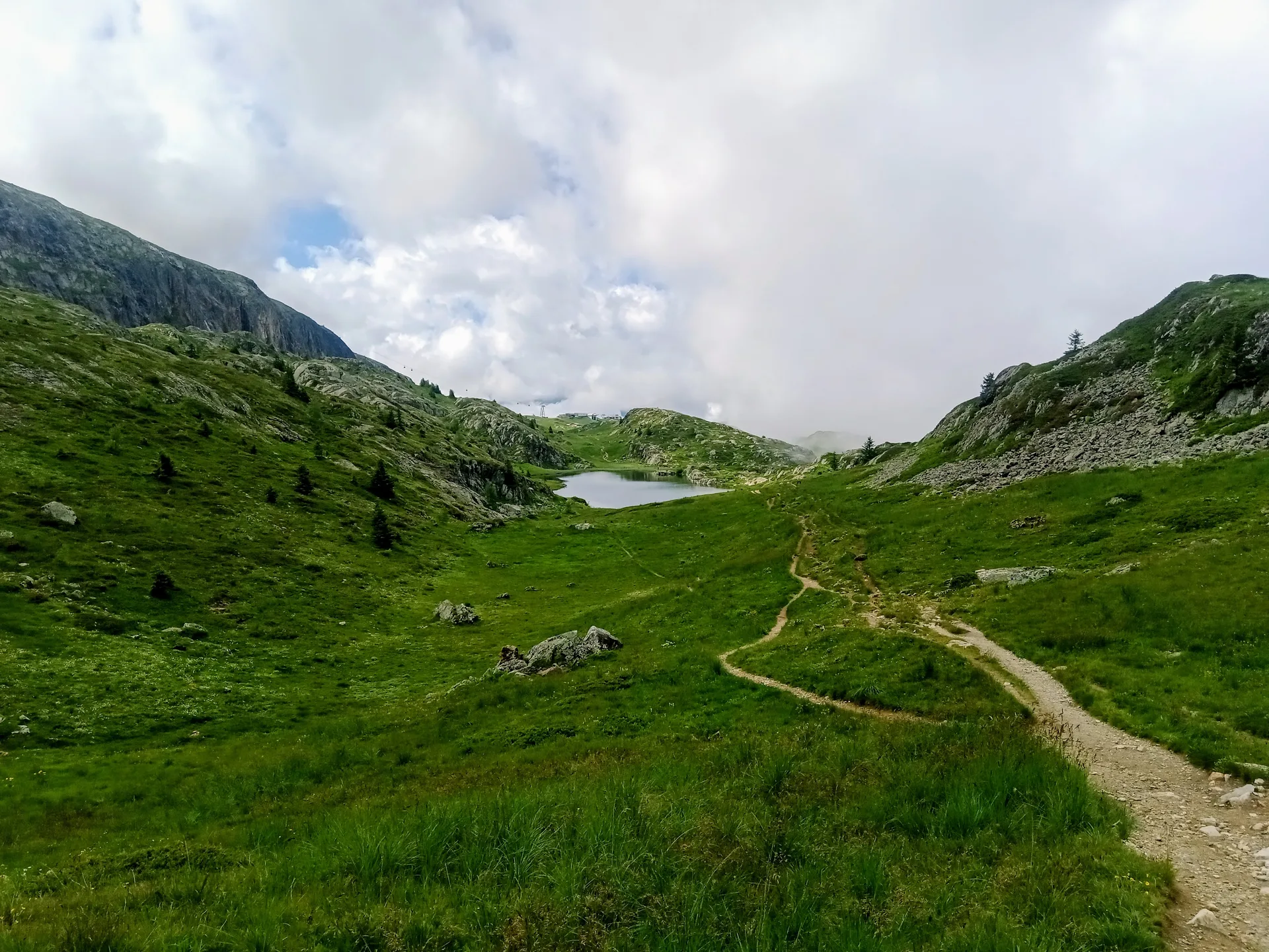 Lac du Verney à Allemond — À 3,6 km du lac
