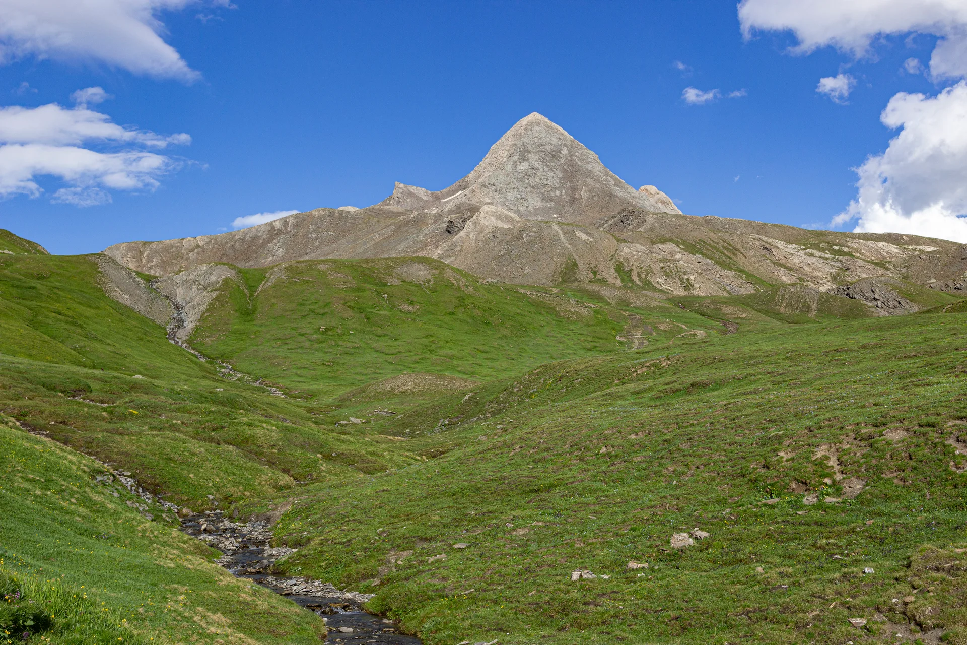 Lac Égorgeou à Abriès-Ristolas — À 3,5 km du lac