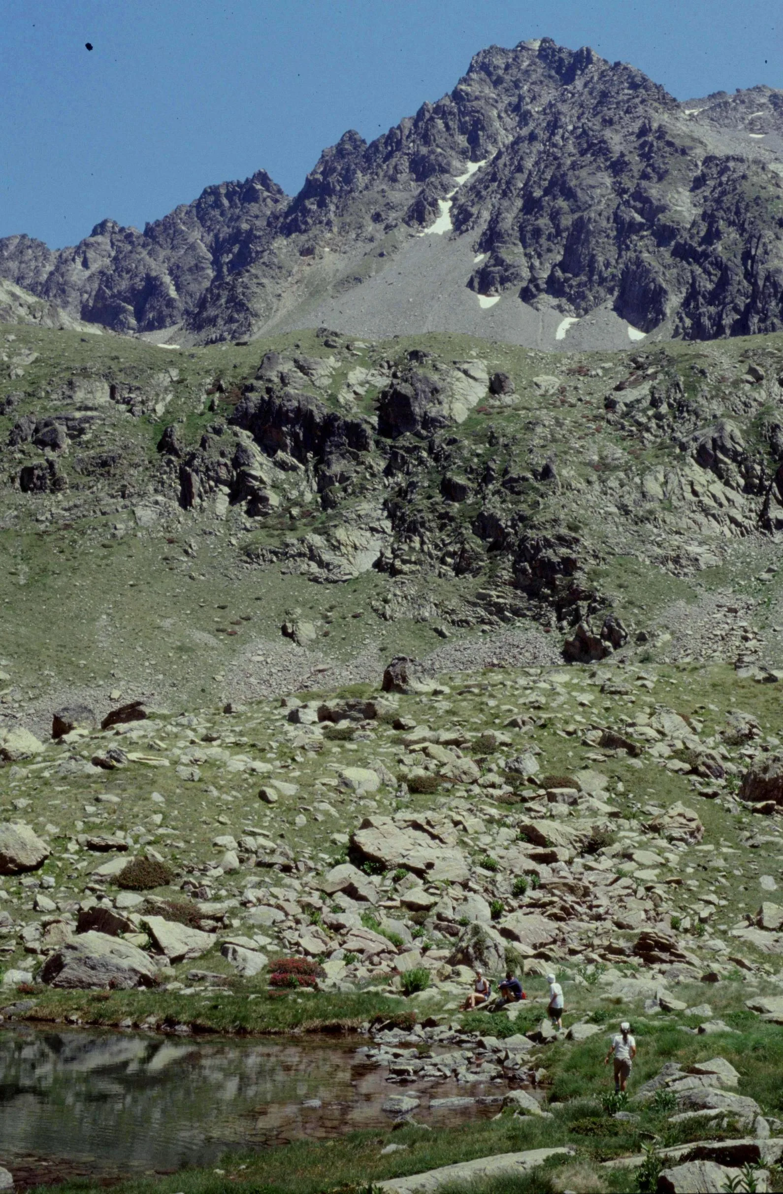 Lac Fer à Saint-Étienne-de-Tinée — À 556 m du lac