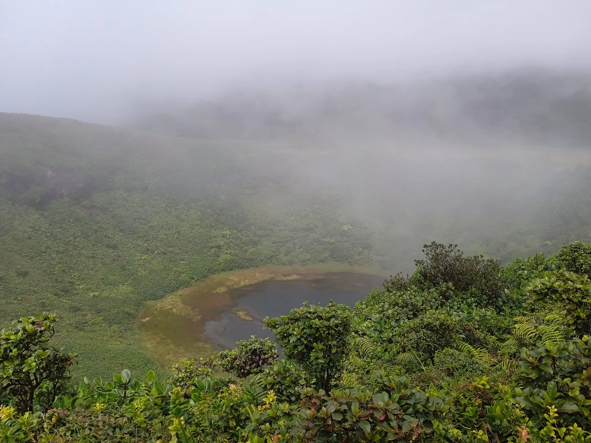 Lac Flammarion à Gourbeyre — Sur le lac