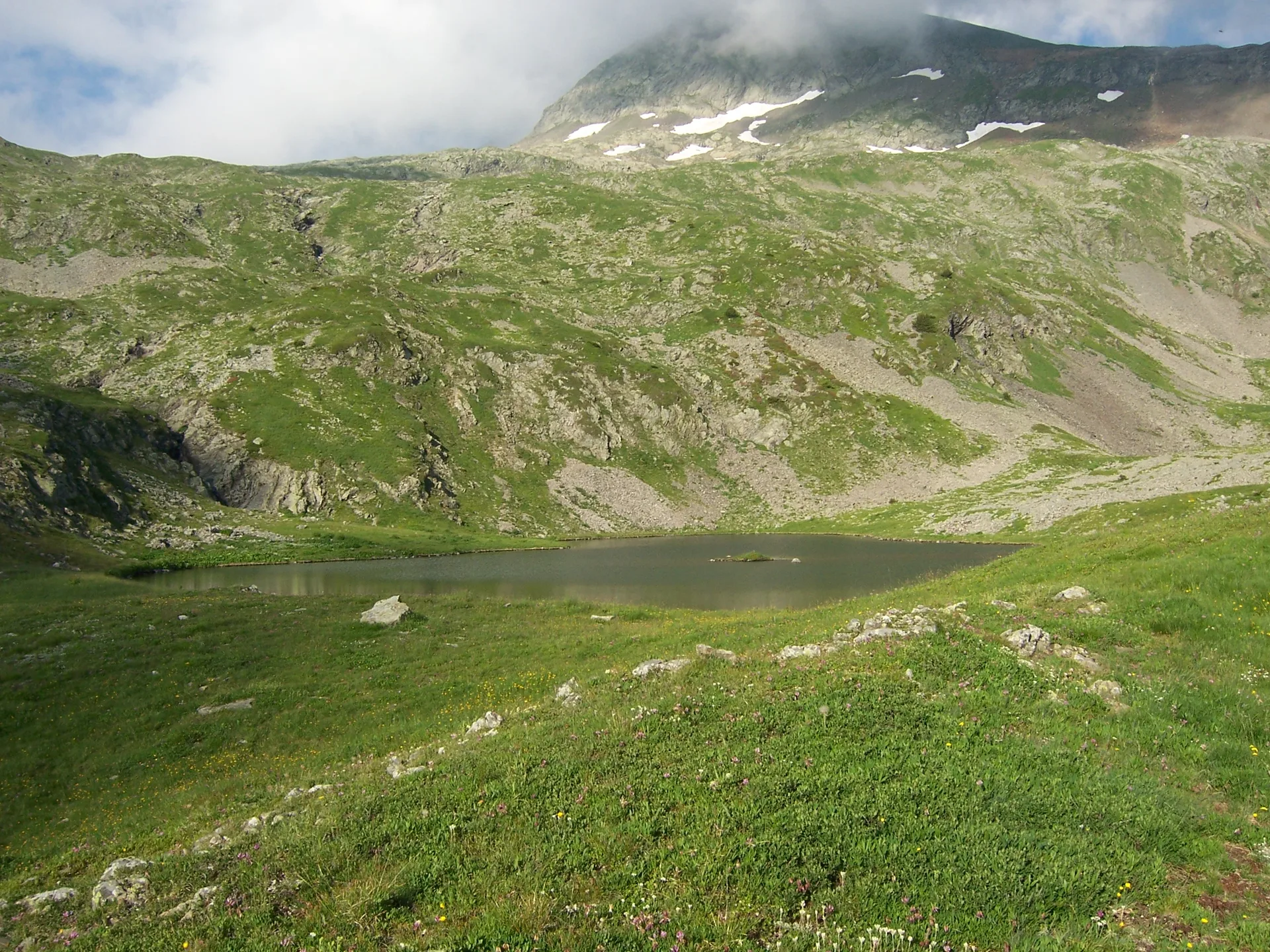 Lac Fourchu à Livet-et-Gavet — À 4,0 km du lac