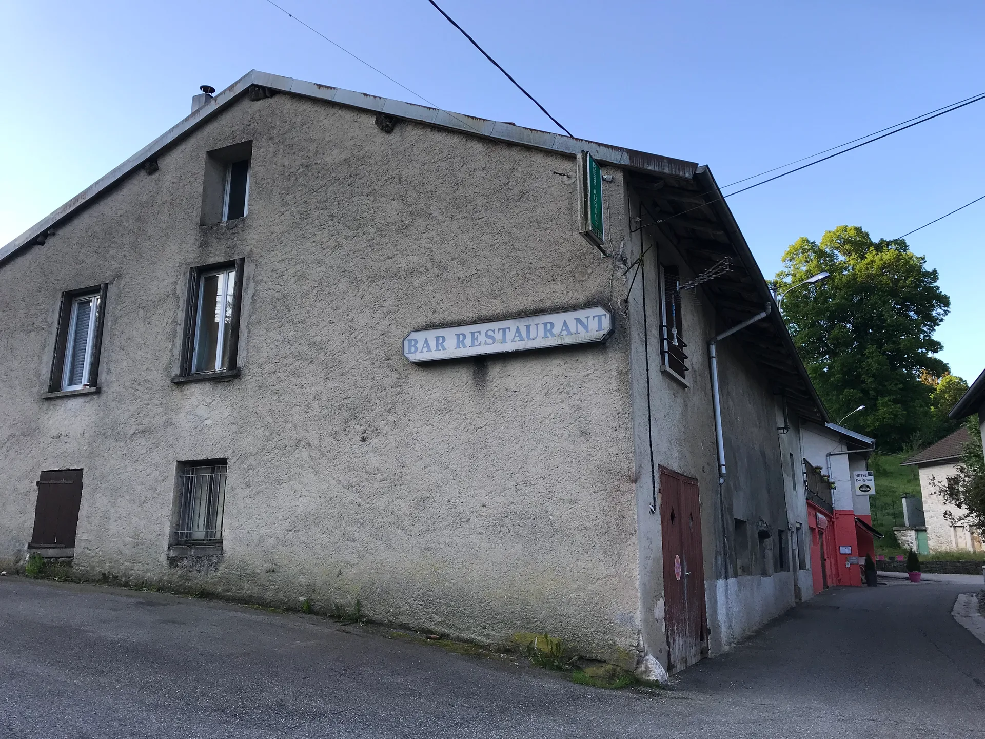 Lac Genin à Charix — À 2,8 km du lac
