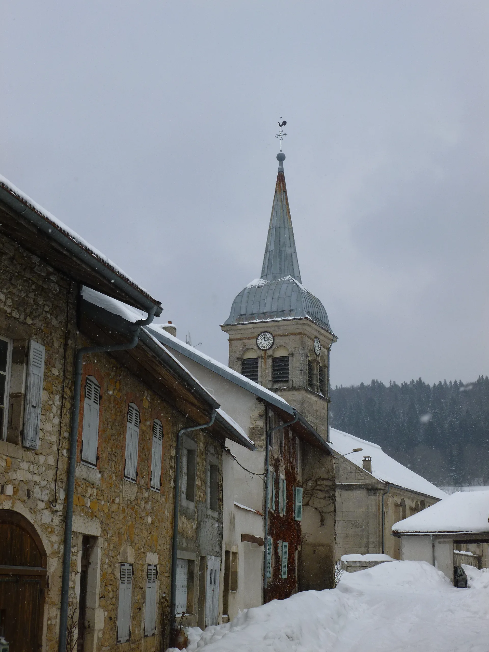 Lac Genin à Charix — À 4,1 km du lac
