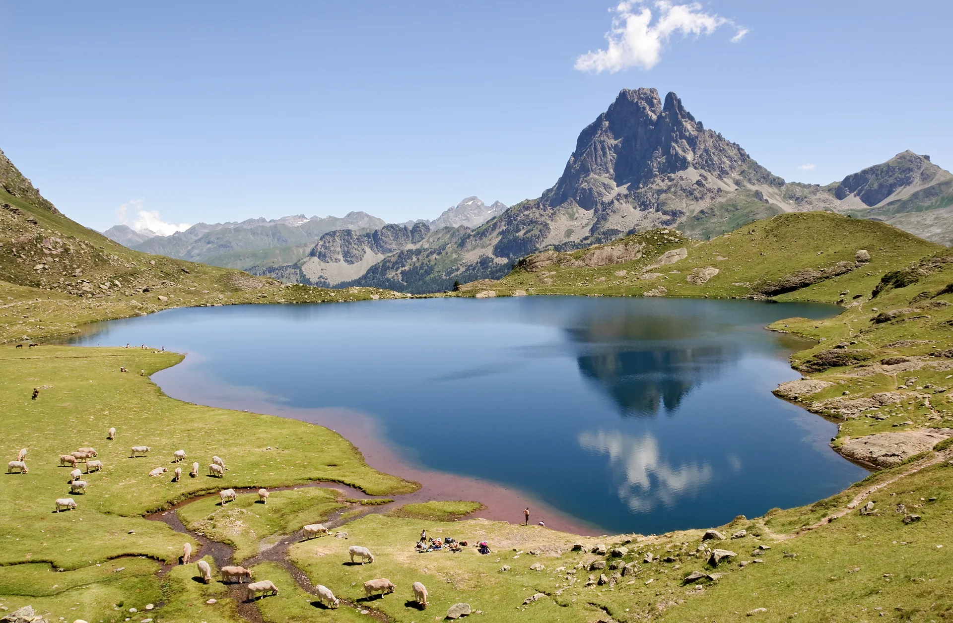 Lac Gentau à Laruns — À 318 m du lac