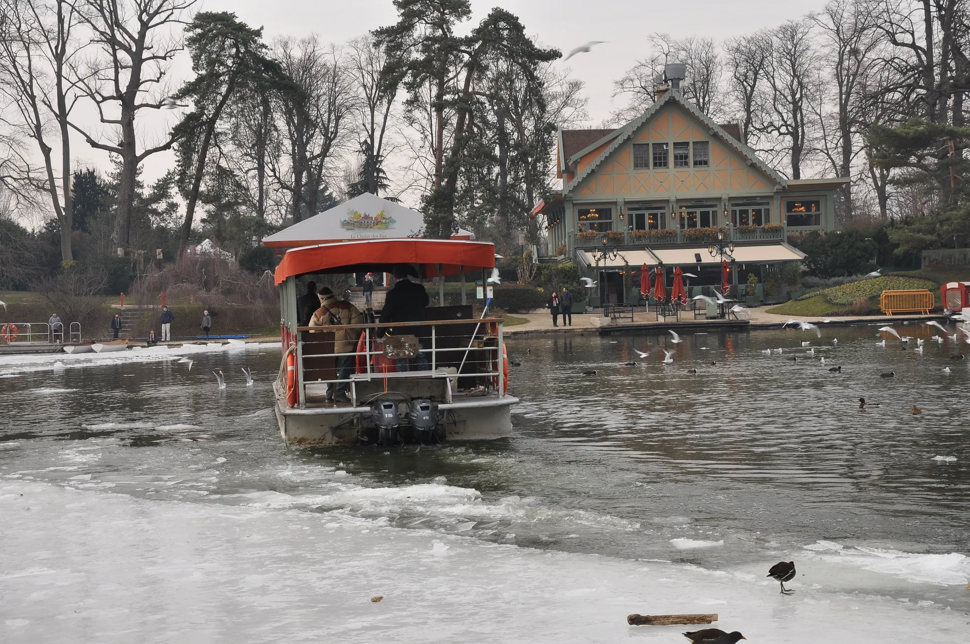 Lac Inférieur à Paris — Sur le lac