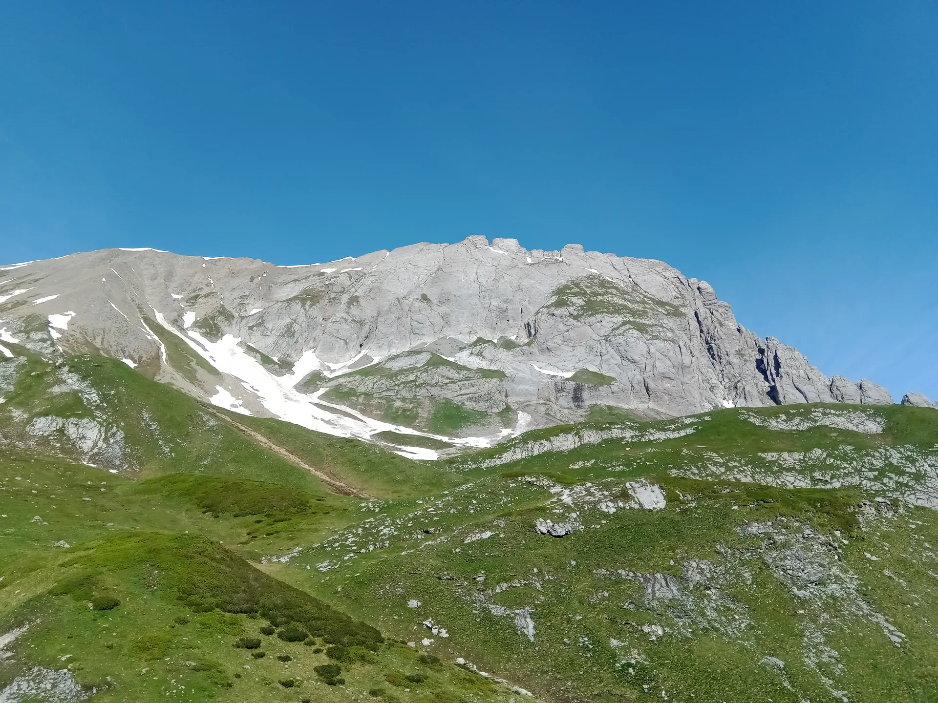 Lac Jovet à Les Contamines-Montjoie — À 2,1 km du lac