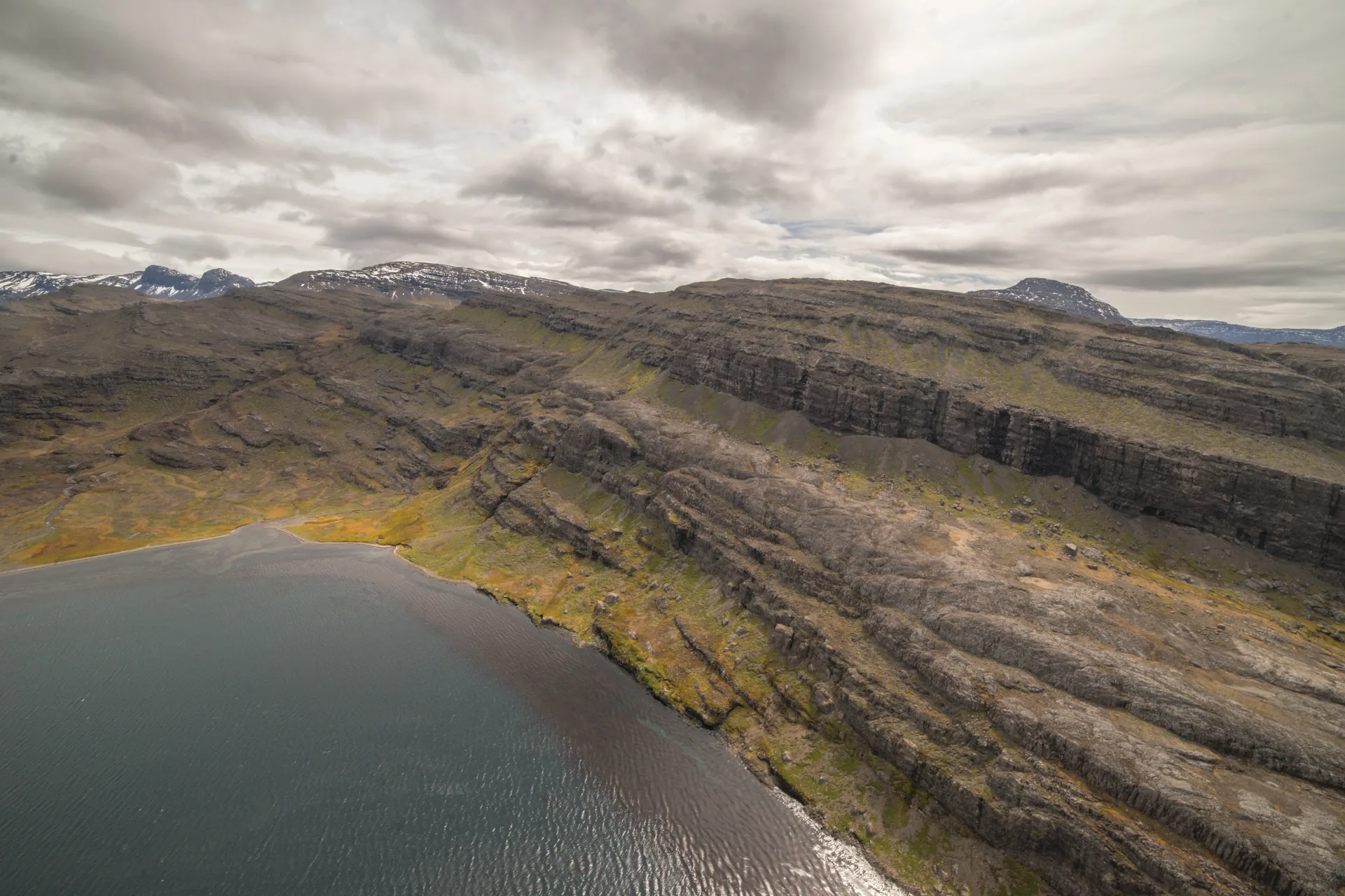 Lac Nathalie à Archipel des Kerguelen — À 1,5 km du lac