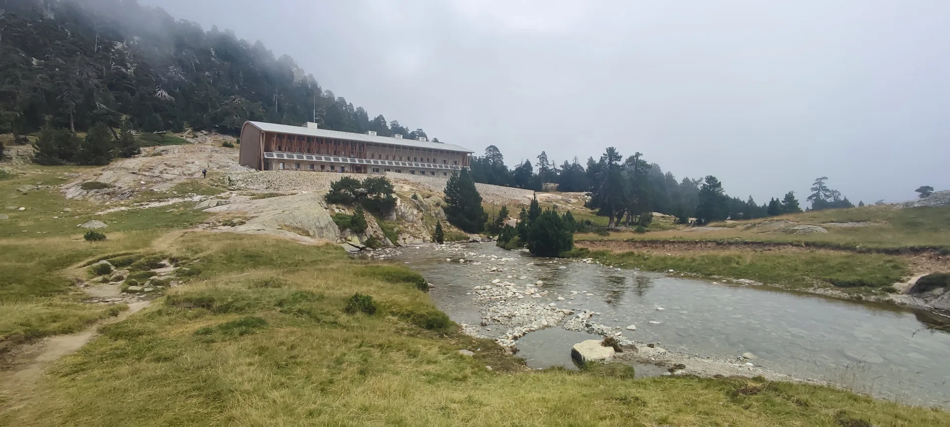 Lac Nère à Estaing — À 1,8 km du lac
