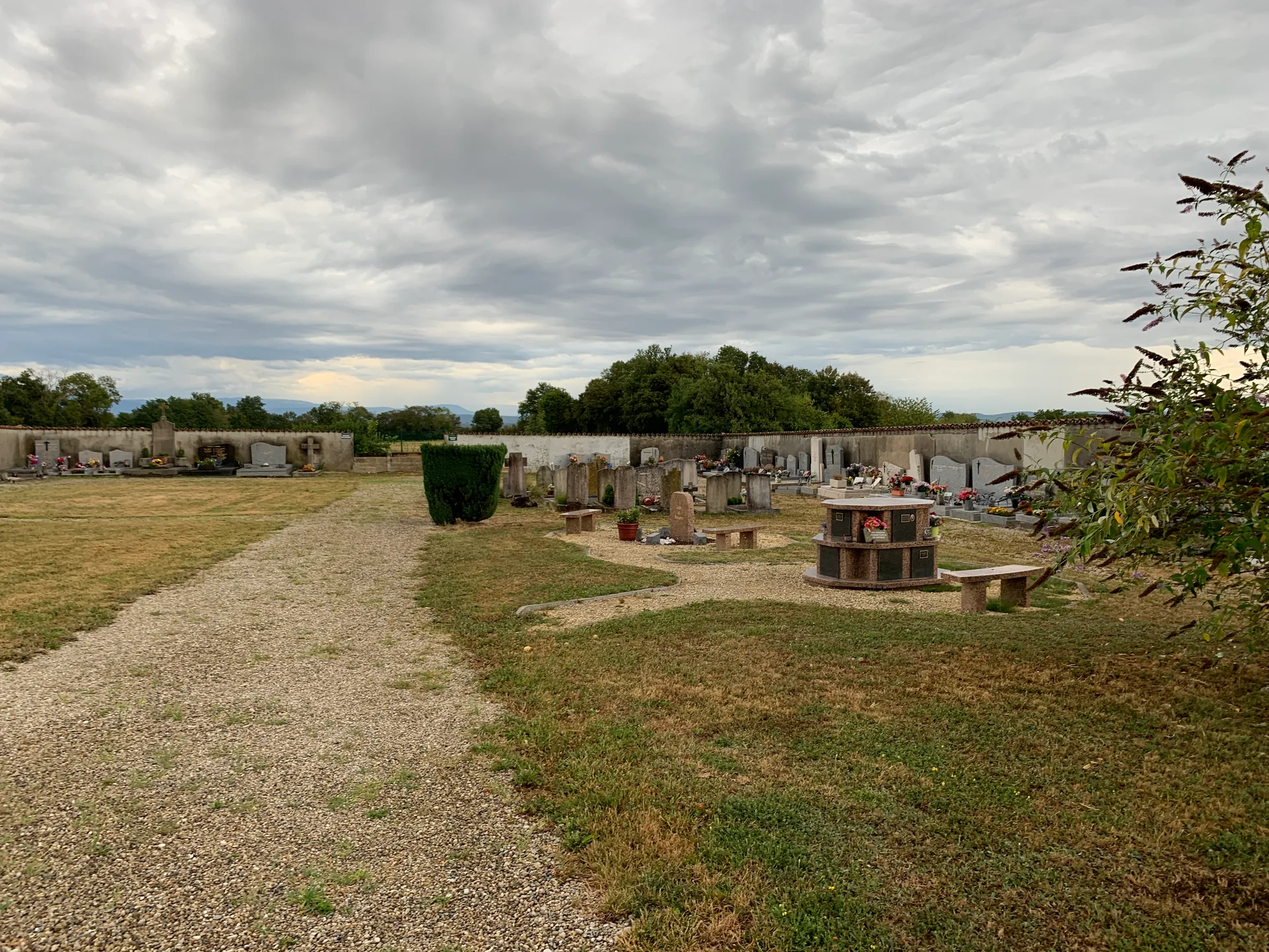 Lac Neyton à Dagneux — À 1,2 km du lac