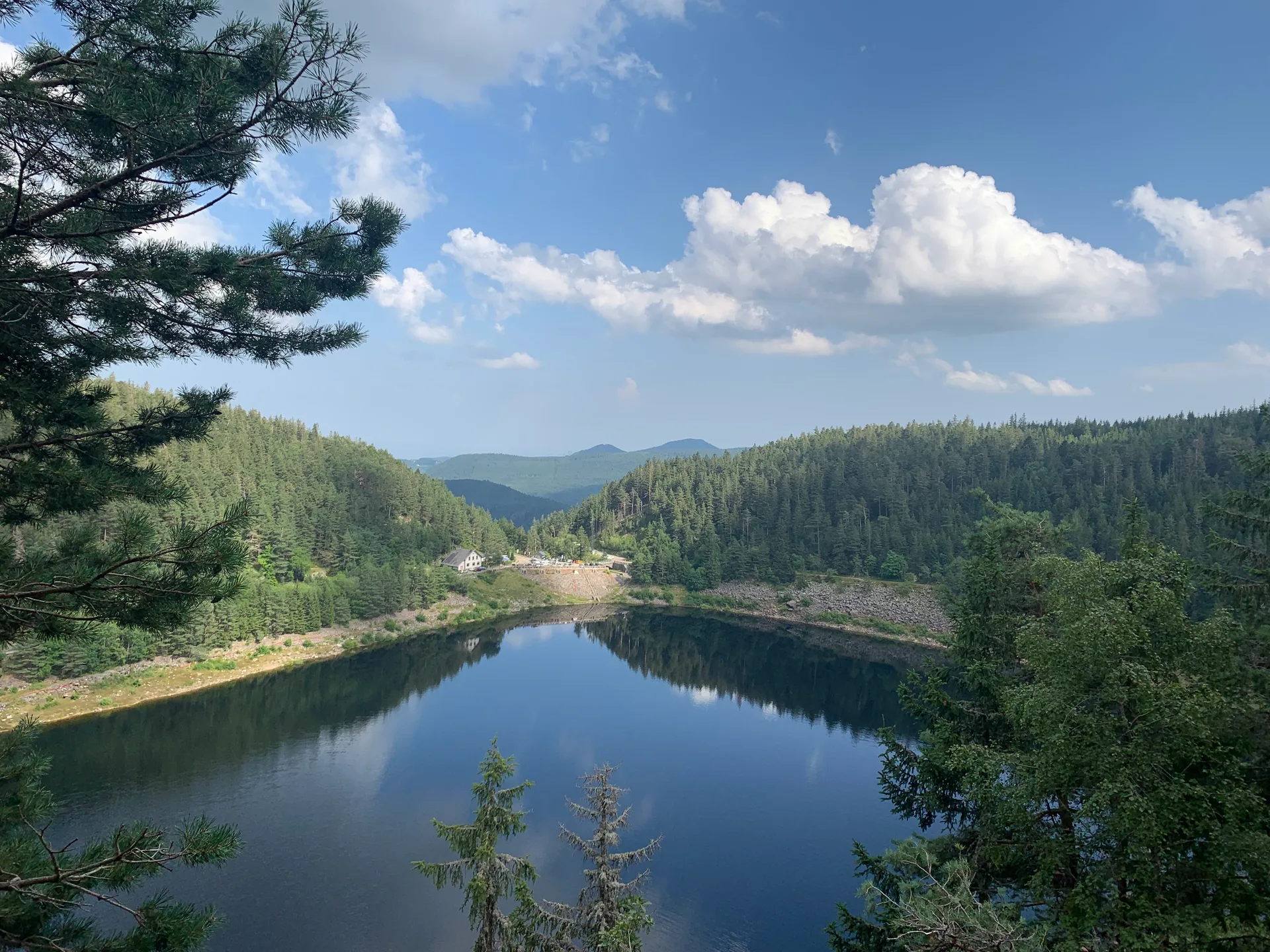 Lac Noir à Orbey — À 471 m du lac
