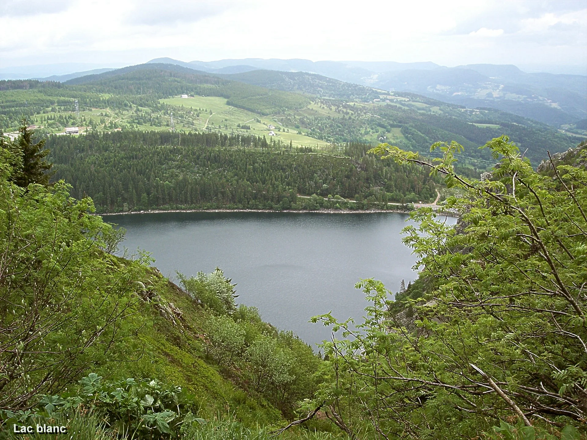 Lac Noir à Orbey — À 1,3 km du lac