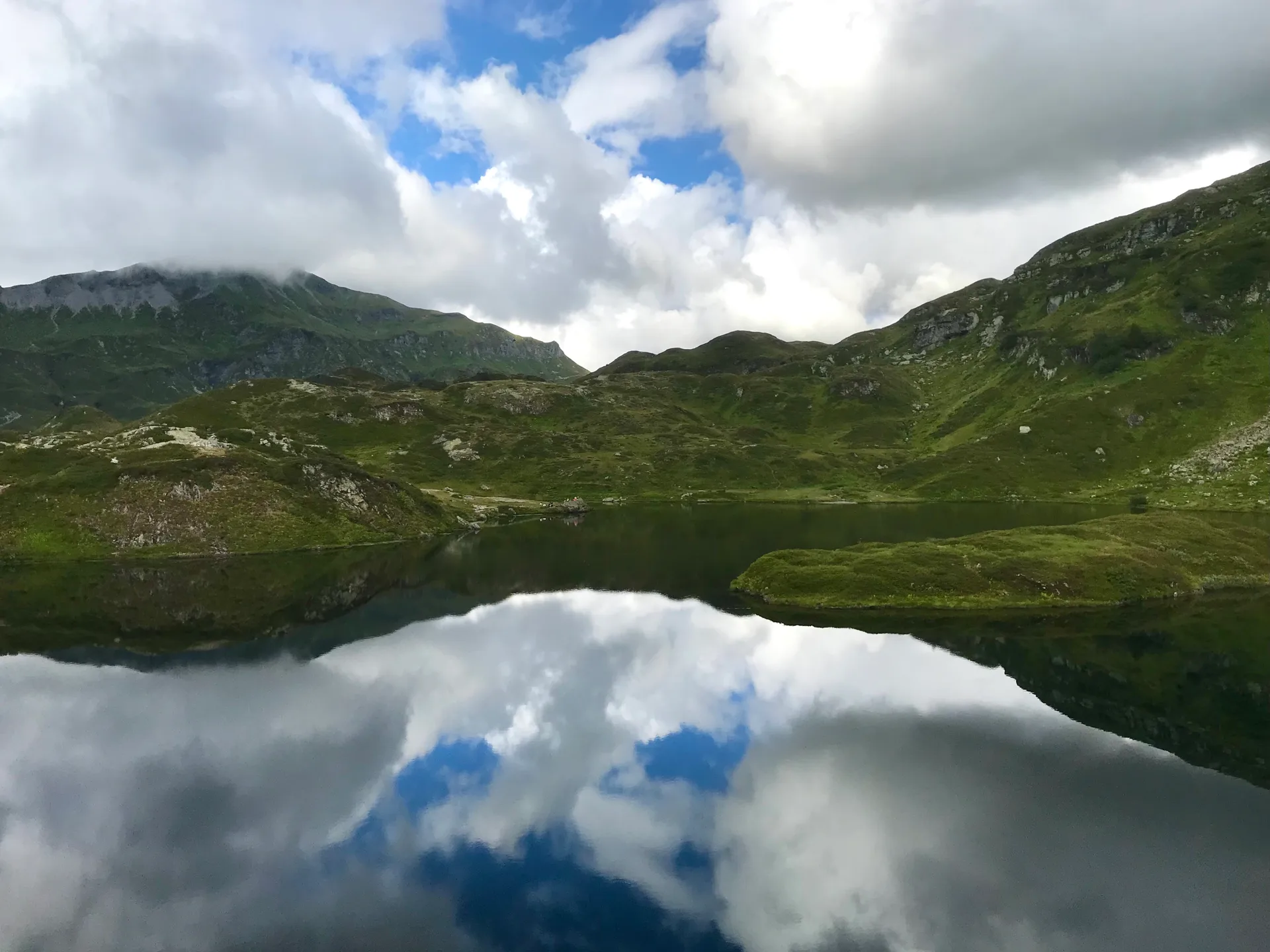 Lac Pormenaz à Passy — Sur le lac