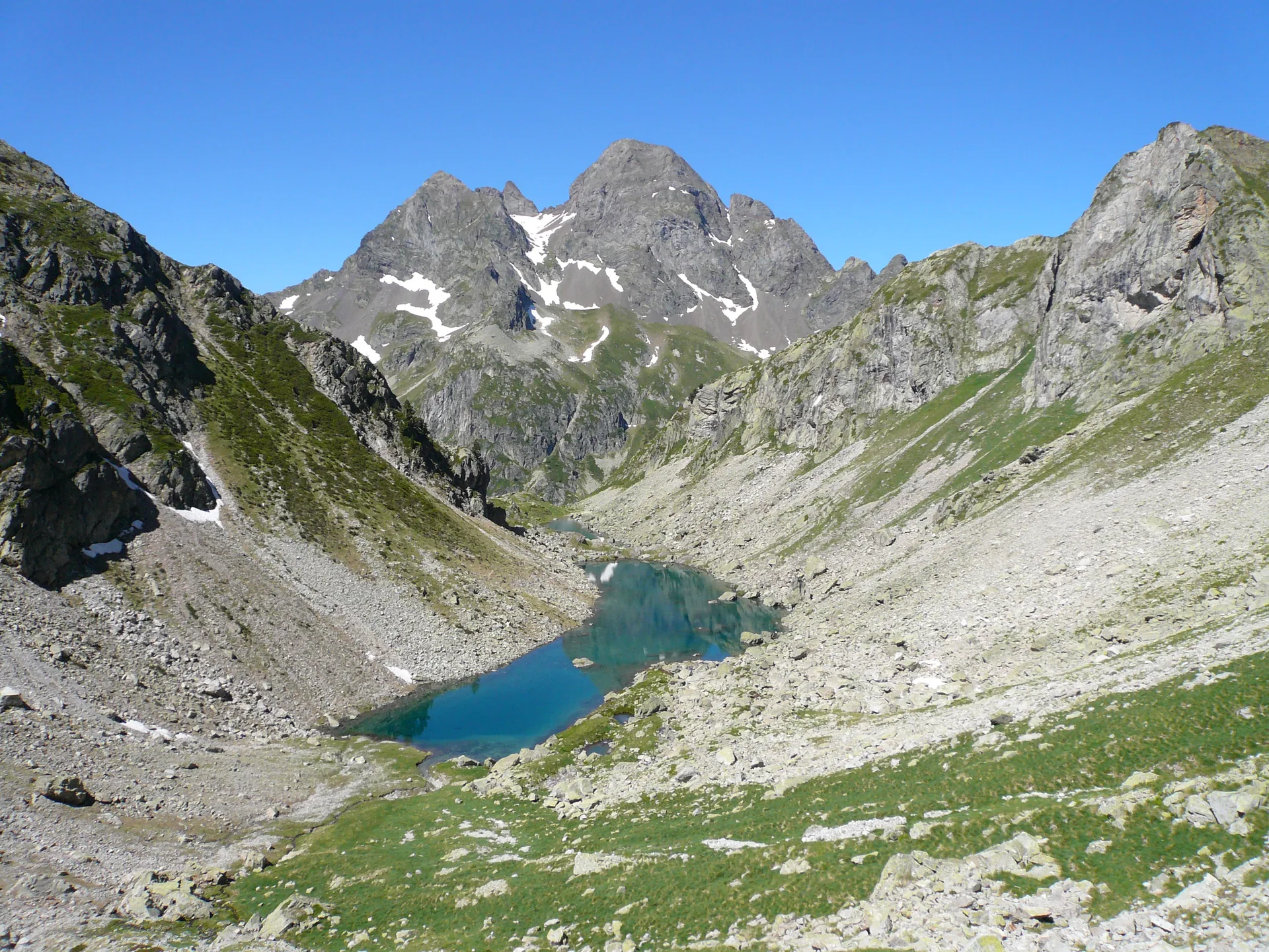 Lacs de Batboucou à Laruns — À 510 m du lac