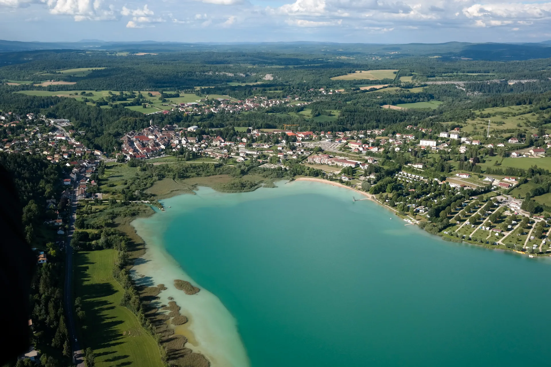 Lacs de Clairvaux à Clairvaux-les-Lacs — À 501 m du lac