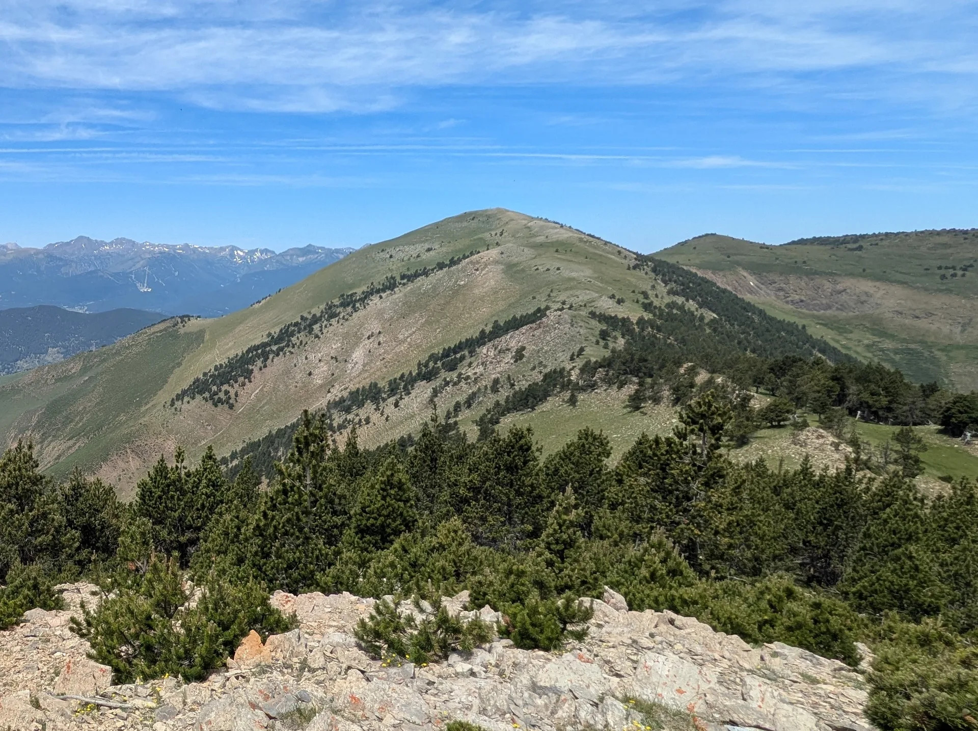 Lacs de Madres 2087 m à Olette — À 2,1 km du lac