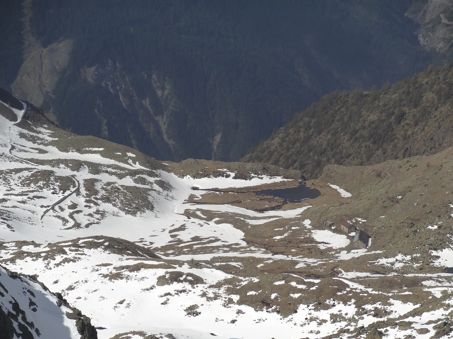 Lacs de Vens à Saint-Étienne-de-Tinée — À 3,6 km du lac