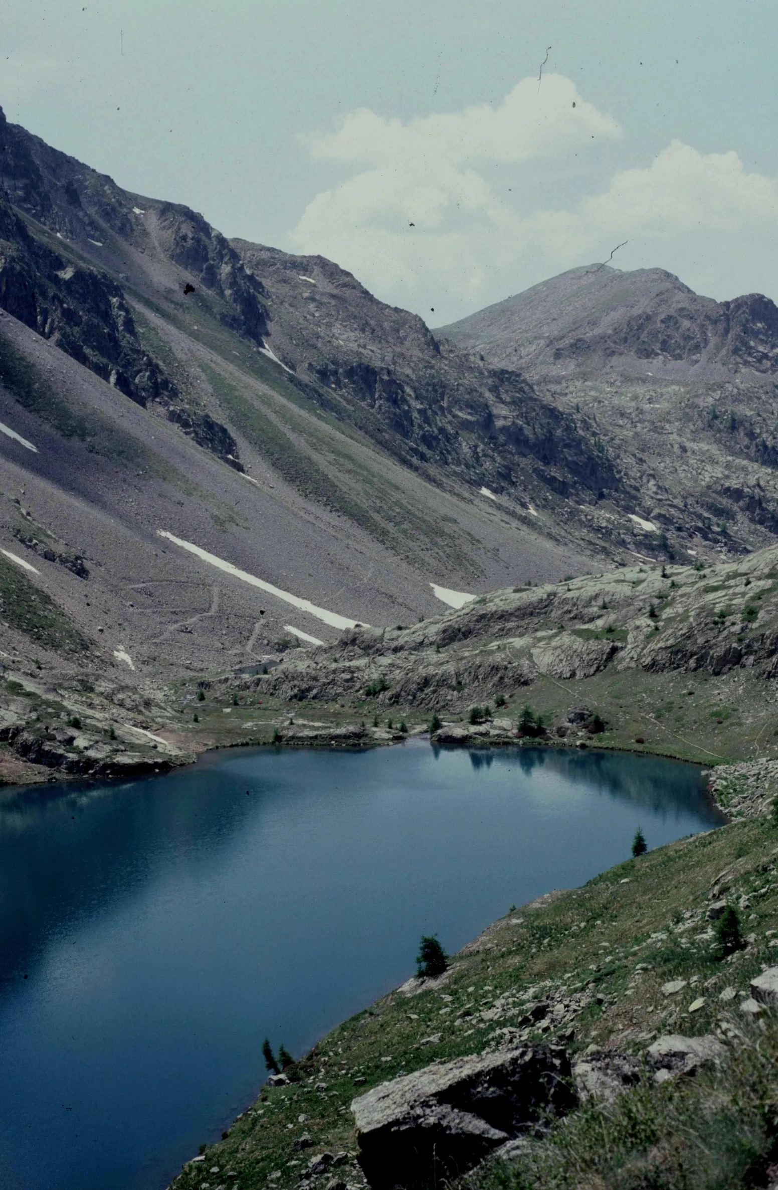 Lacs de Vens à Saint-Étienne-de-Tinée — À 422 m du lac