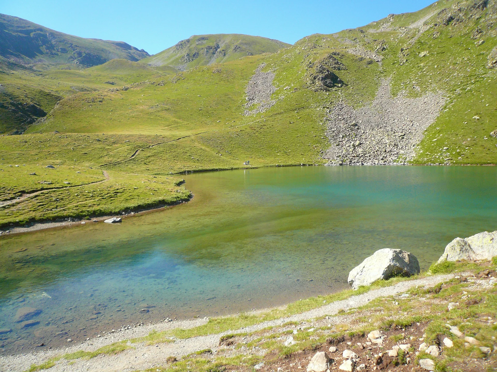 Lacs des Millefonts à Valdeblore — Sur le lac