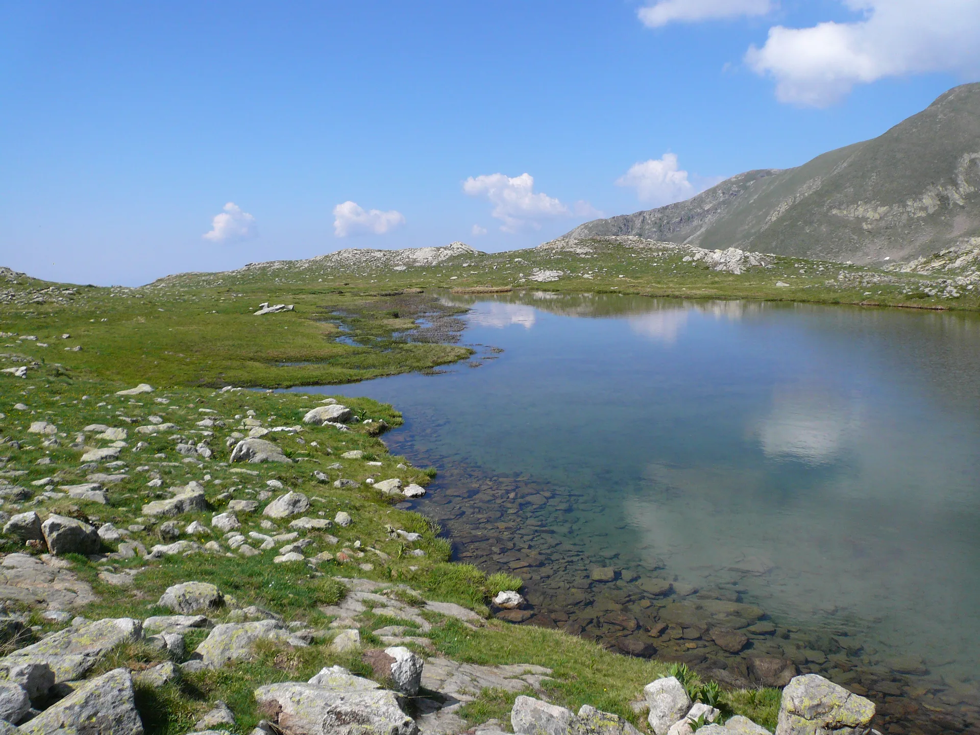 Lacs des Millefonts à Valdeblore — À 565 m du lac