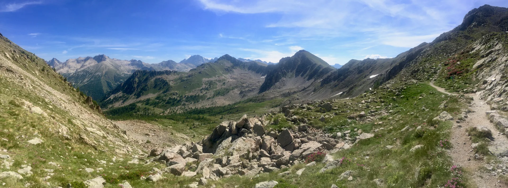 Lacs des Millefonts à Valdeblore — À 1,0 km du lac