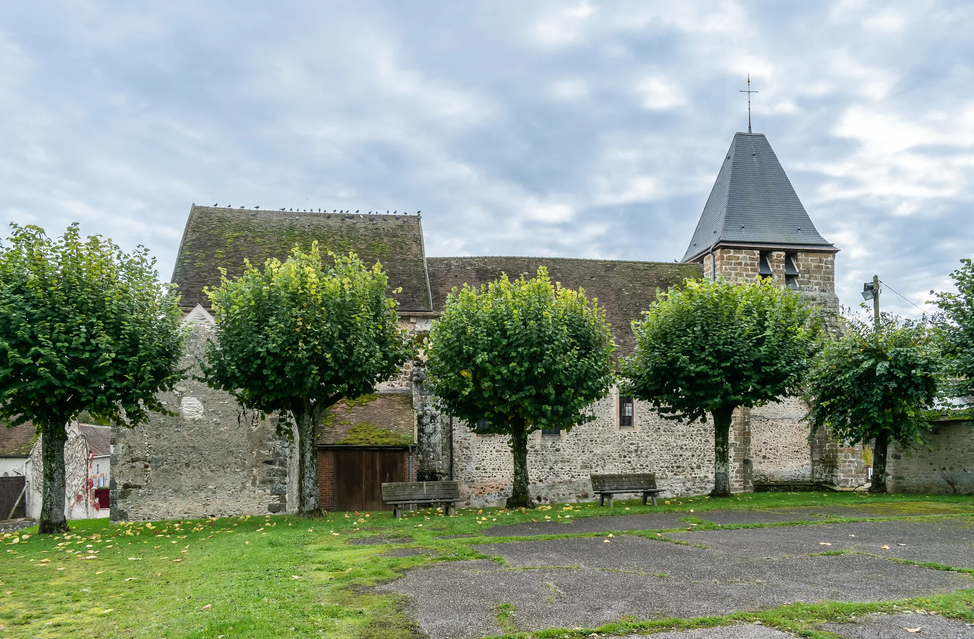 Le clos des lacs à Châtenay-sur-Seine — À 1,4 km du lac