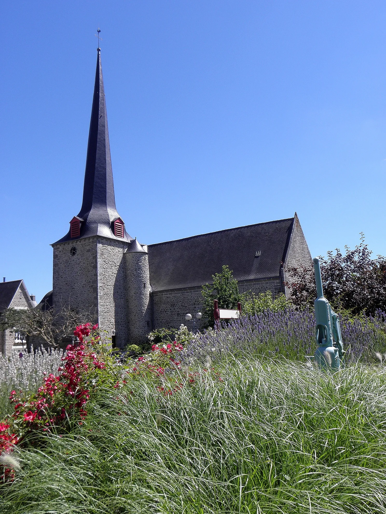 Le Grand Bois Quebriac à Québriac — À 1,6 km du lac