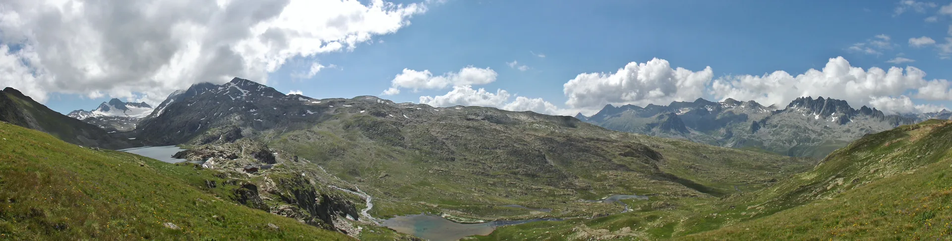 Le Grand Lac à Saint-Sorlin-d'Arves — À 423 m du lac