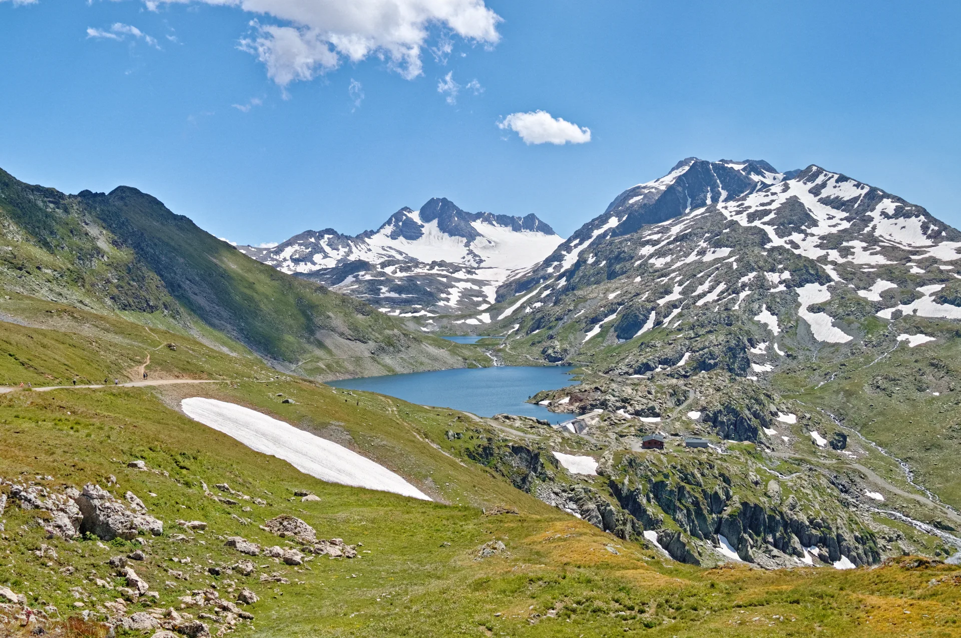Le Grand Lac à Saint-Sorlin-d'Arves — À 469 m du lac