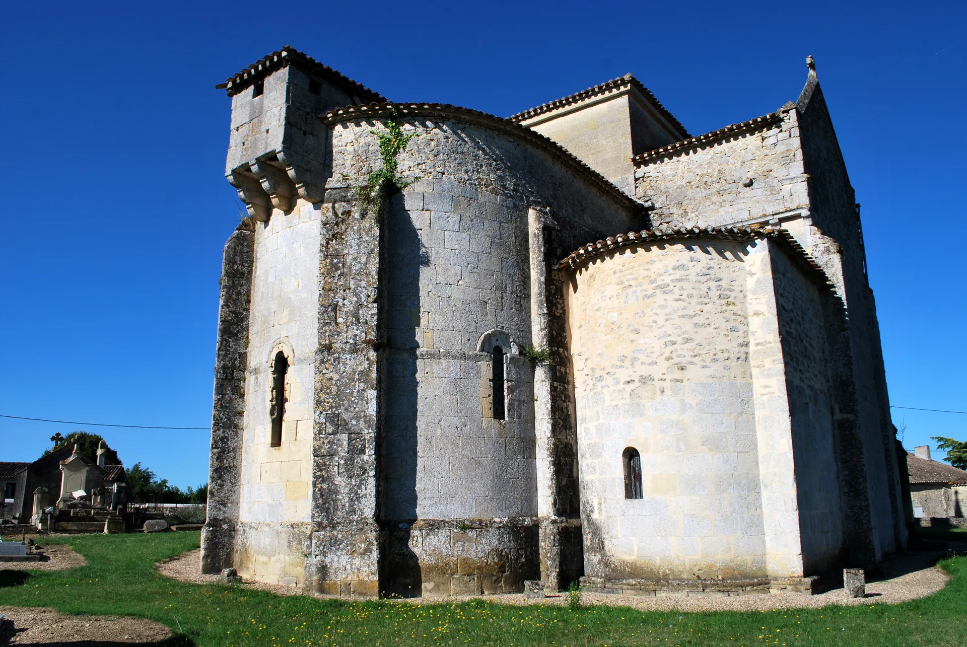Le passage du loup à Mauriac — À 1,5 km du lac