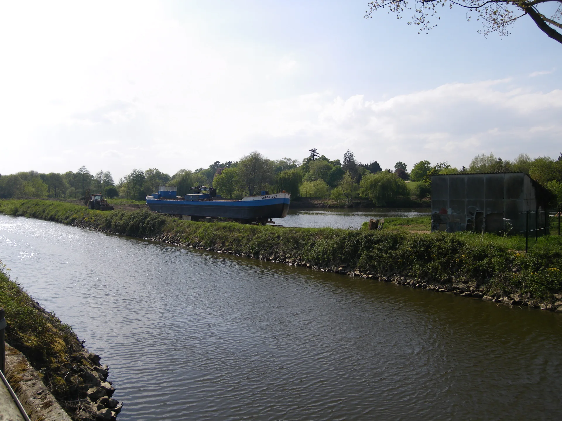 Les etangs d'Apigne à Rennes — À 427 m du lac