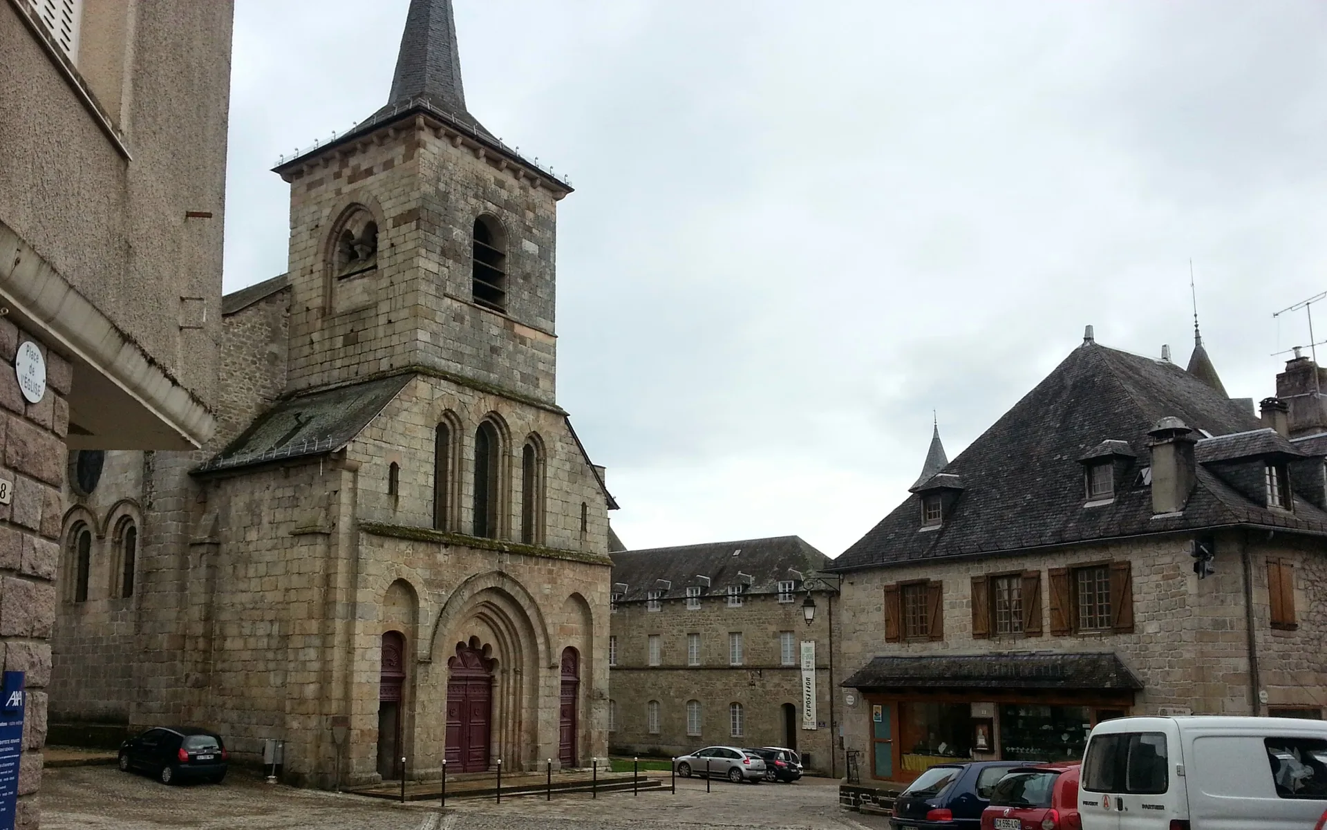 Meymac à Ambrugeat — À 2,0 km du lac