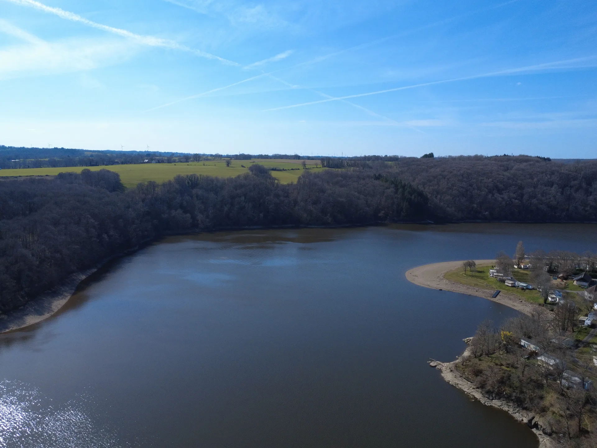 Pilmongin à Crozant — À 229 m du lac