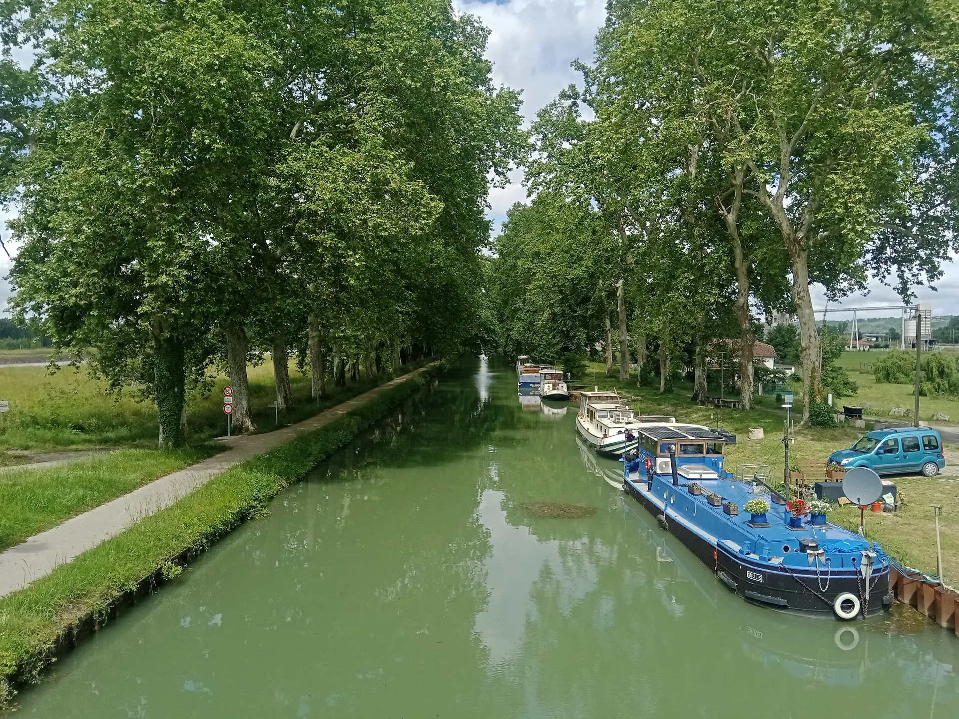 Plan d'eau confluent Tarn et Garonne à Malause — À 1,1 km du lac