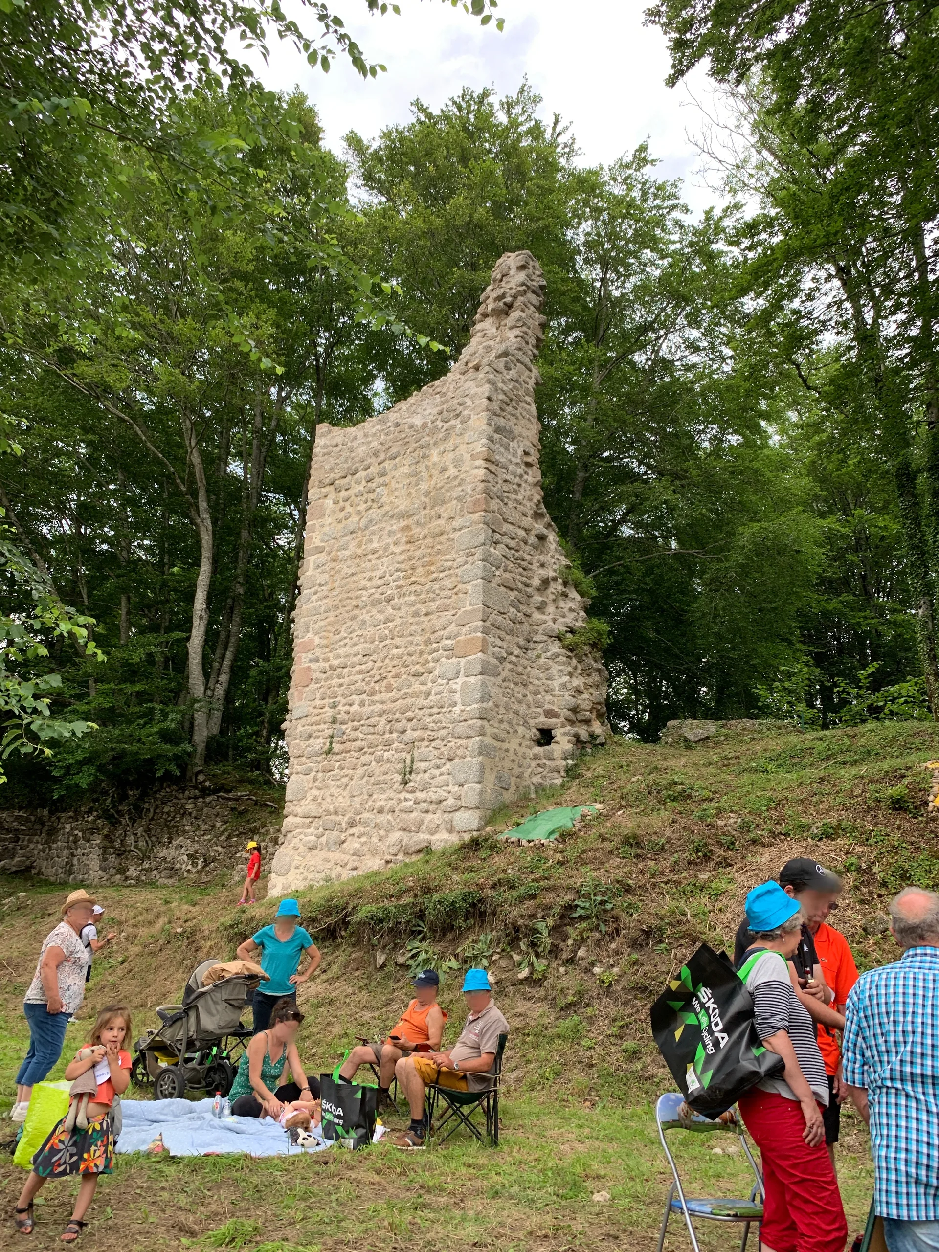 Plan d'eau d'Aizy à La Tagnière — À 3,2 km du lac