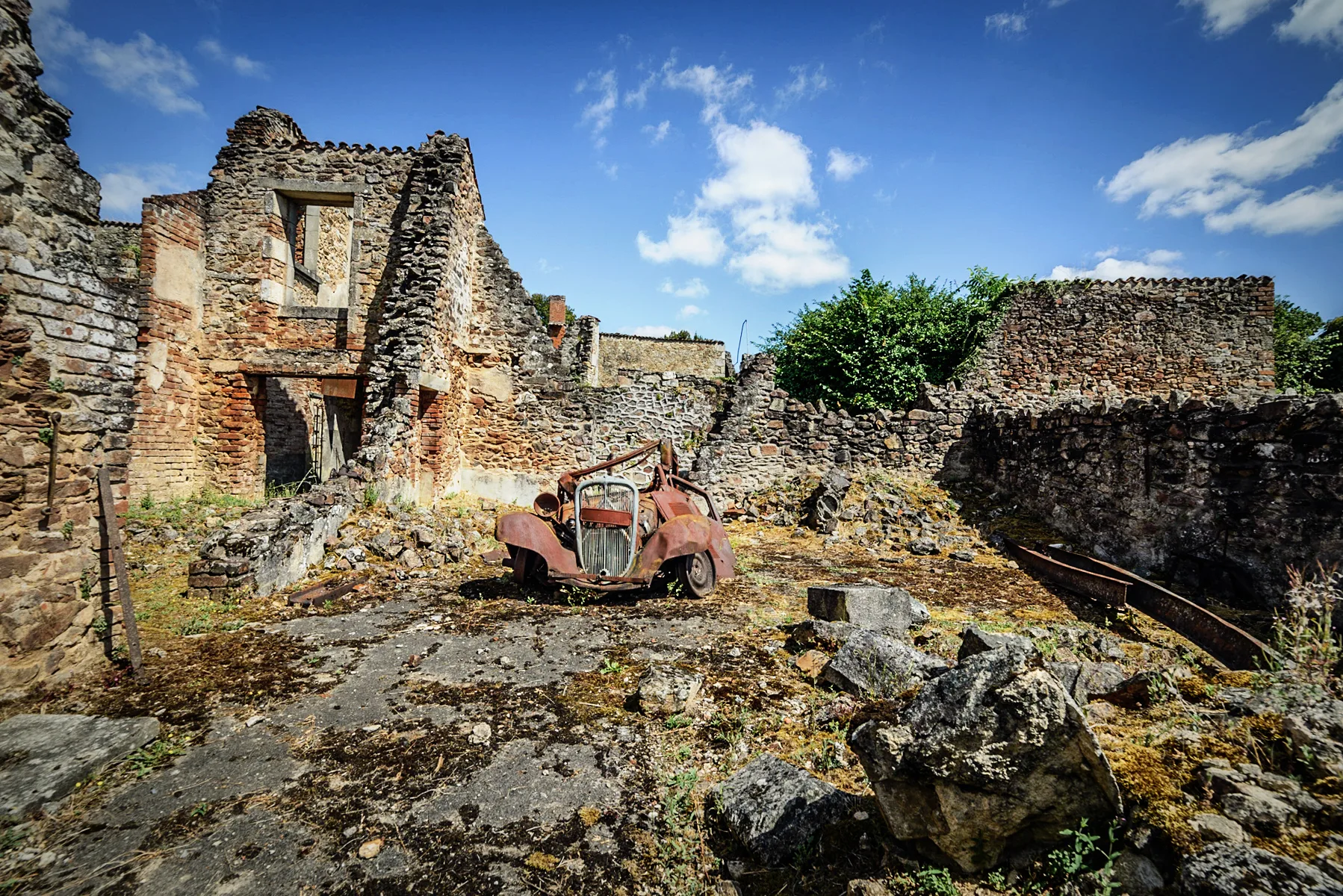 Plan d'eau d'Oradour à Oradour-sur-Glane — À 1,2 km du lac