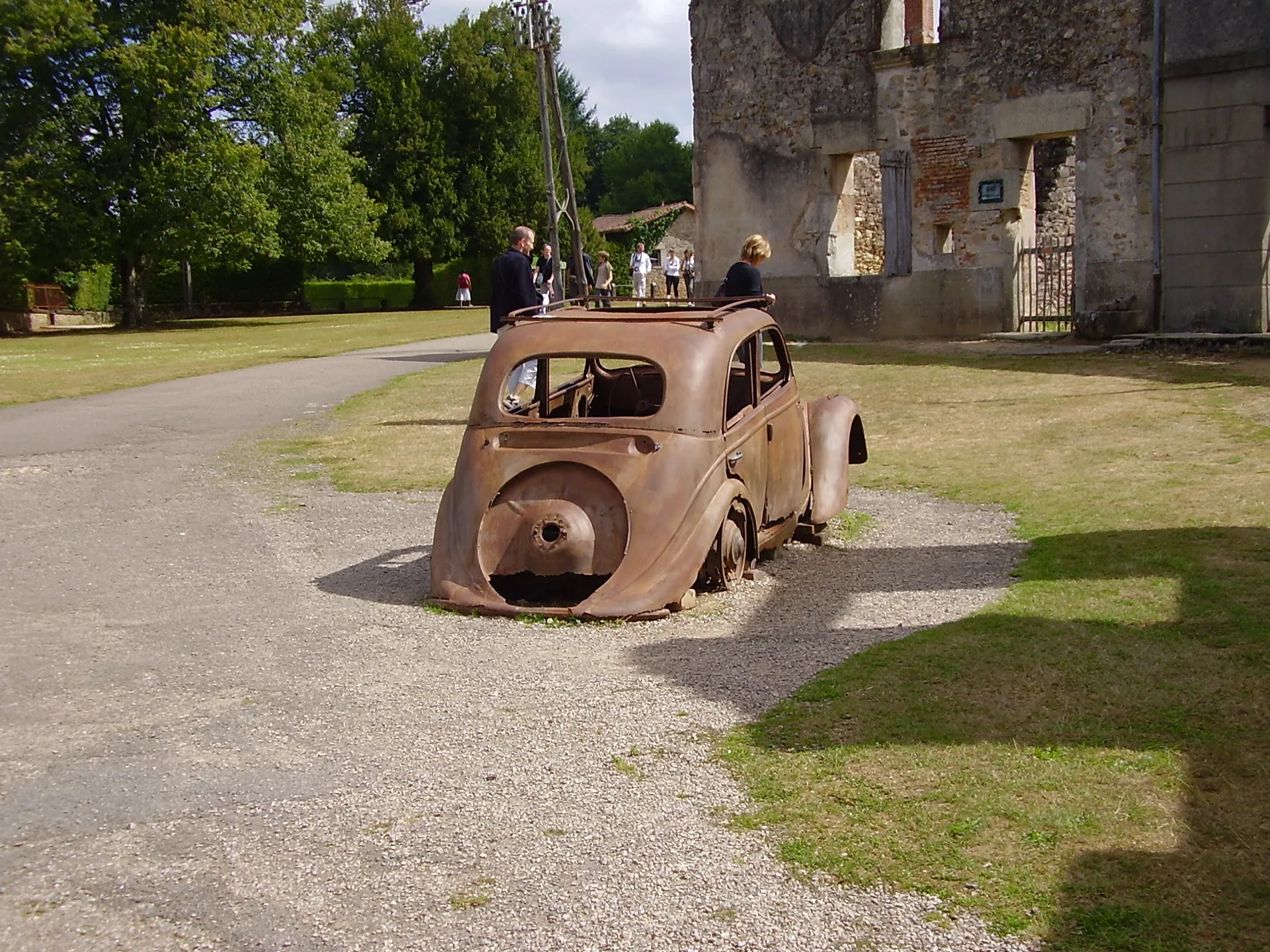 Plan d'eau d'Oradour à Oradour-sur-Glane — À 1,3 km du lac