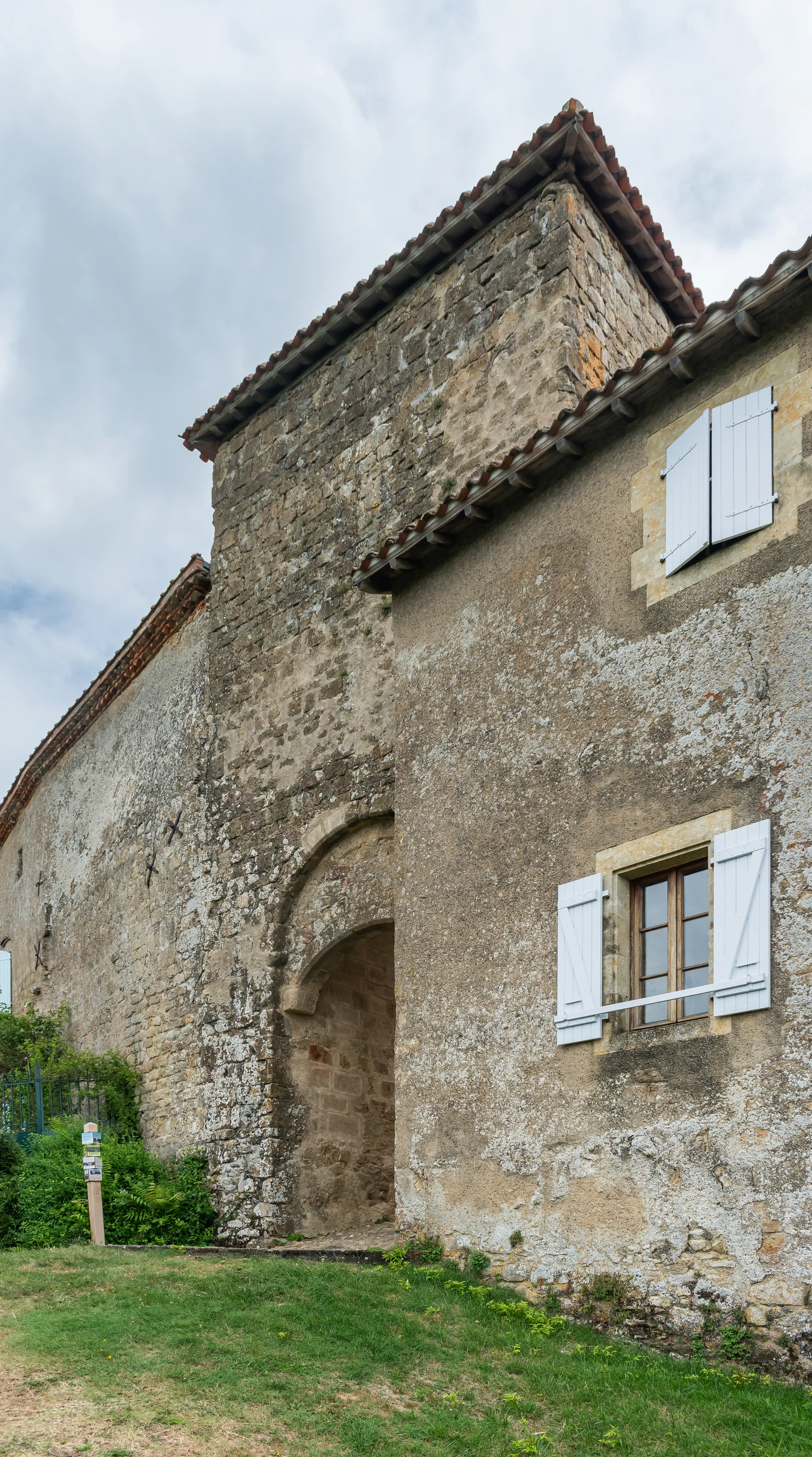 Plan d'eau de Castelnau à Castelnau-d'Anglès — À 4,5 km du lac