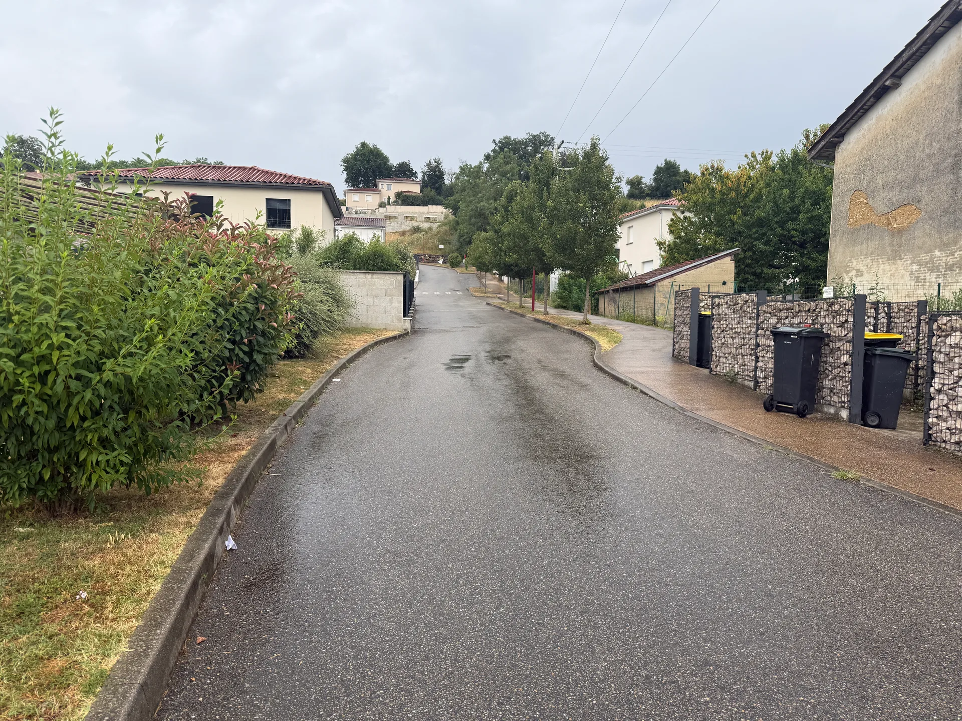 Plan d'eau de Chatillon sur Chalaronne à Châtillon-sur-Chalaronne — À 213 m du lac